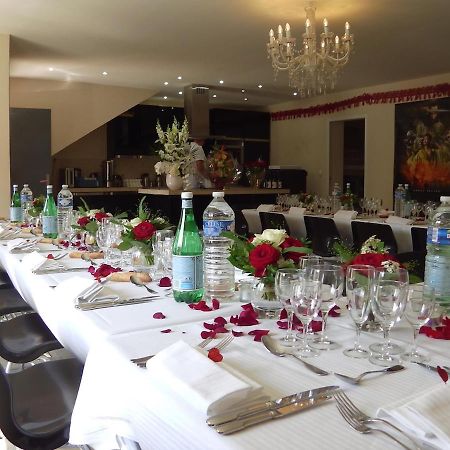 La Ferme Des Moulineaux Hotel Bailly  Ngoại thất bức ảnh