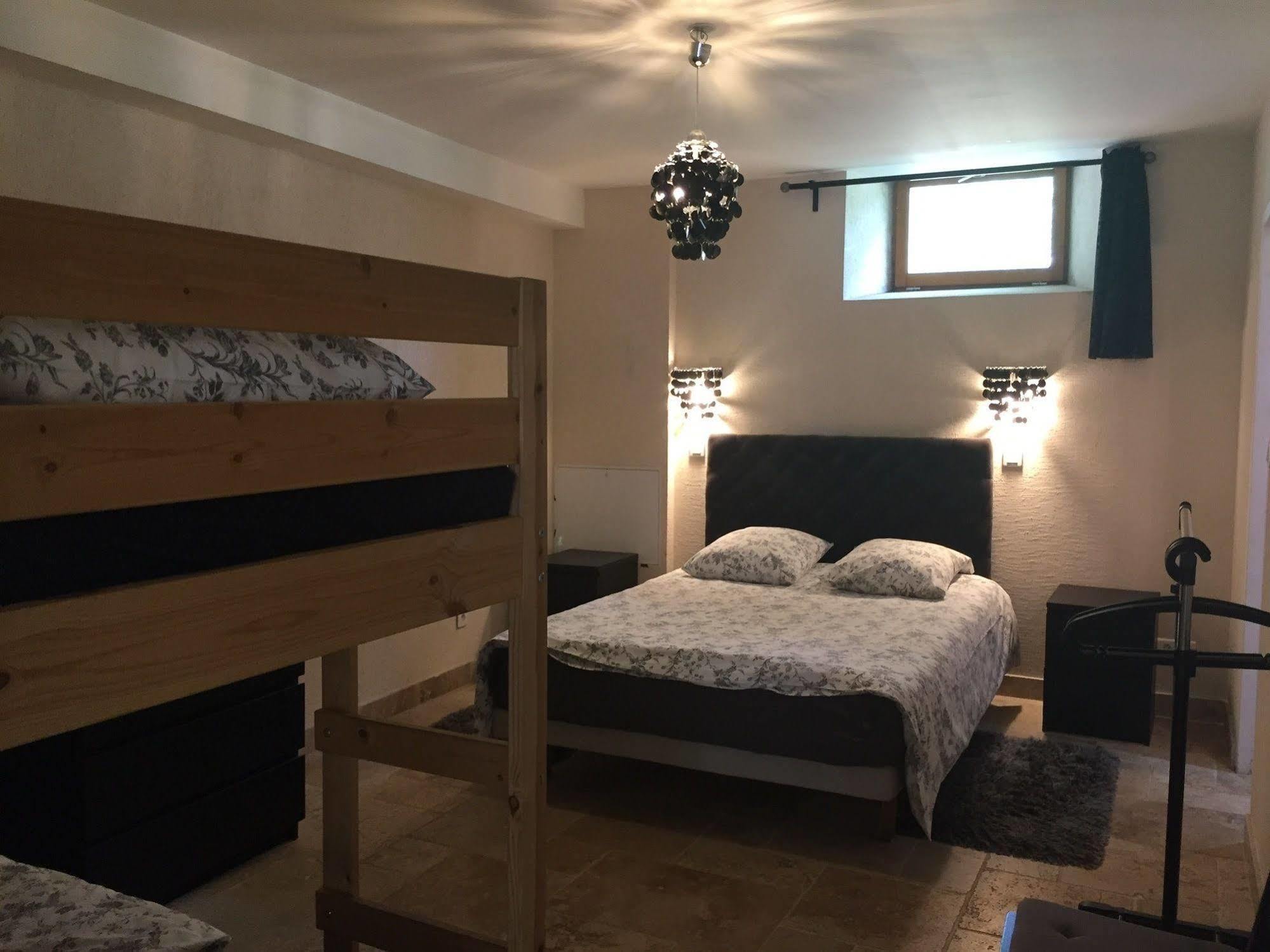 La Ferme Des Moulineaux Hotel Bailly  Ngoại thất bức ảnh