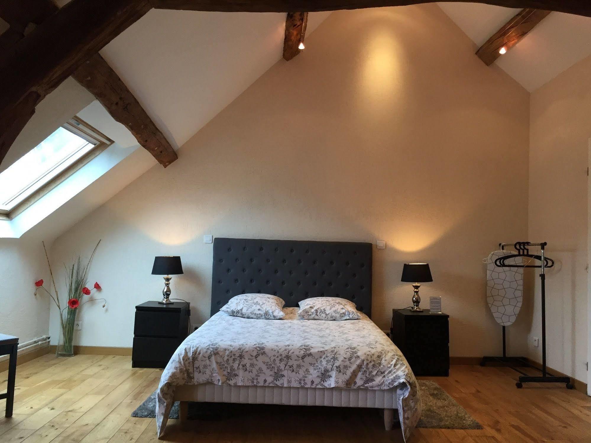 La Ferme Des Moulineaux Hotel Bailly  Ngoại thất bức ảnh